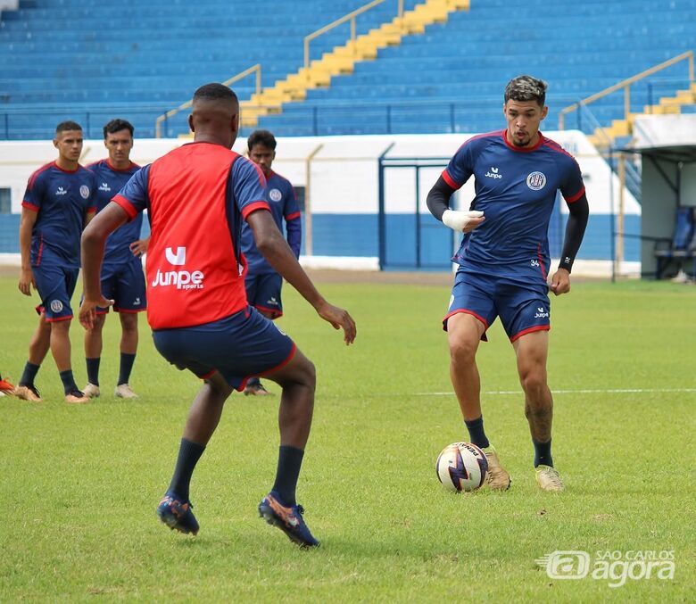 Grêmio inicia caminhada na A4 diante do Araçatuba no Luísão neste sábado - Crédito: Reprodução Facebook GRÊMIO 