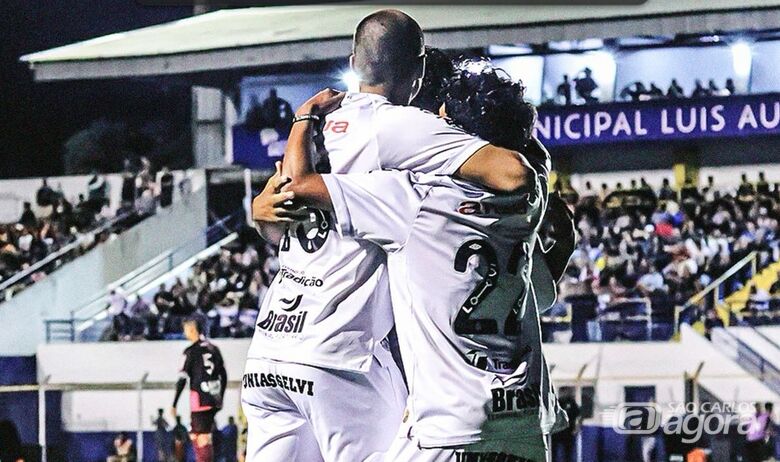 Santos enfrenta o Cruzeiro no Estádio Luisão nesta sexta-feira - Crédito: Santos FC