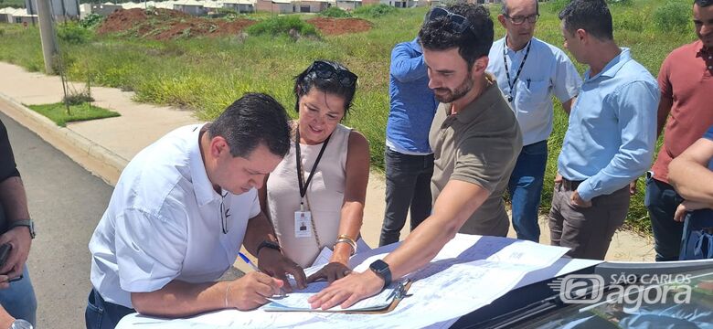 Roselei Françoso acompanha início do projeto de escola estadual no Santo Antônio - 