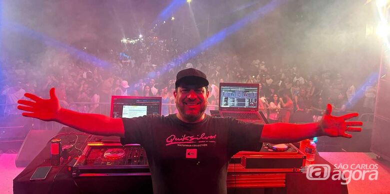 Profissão DJ: dos vinis às pistas digitais, a evolução de quem comanda a festa - 