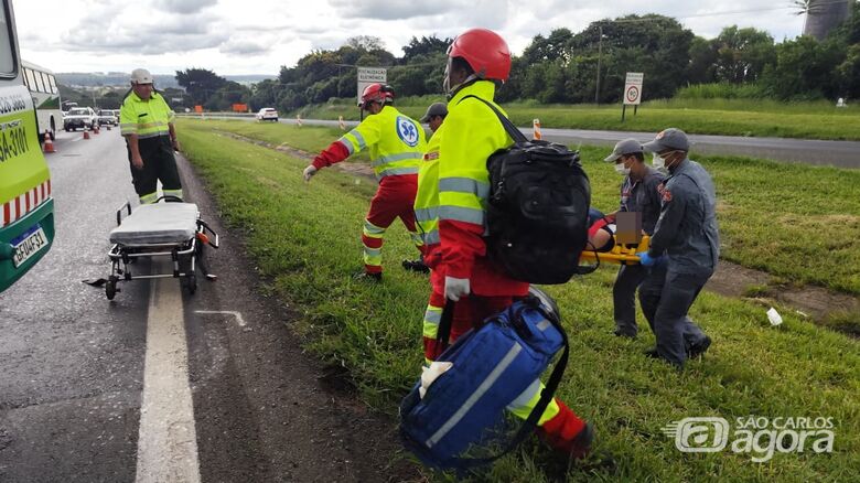 Colisão entre moto e caminhão deixa mulher ferida na Rodovia Washington Luís - 
