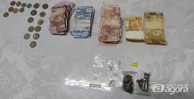 Suspeito foge e abandona drogas e dinheiro durante patrulhamento da GCM em Ibaté - Crédito: GCM