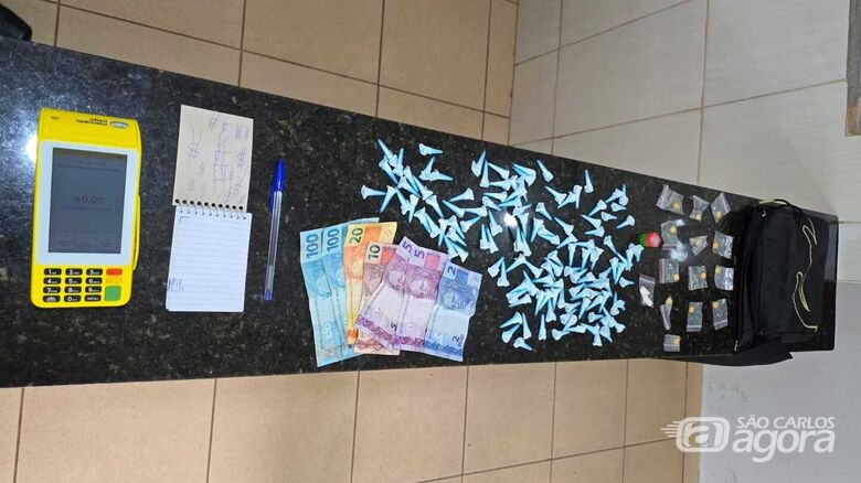 Jovem de 19 anos é preso por tráfico de drogas no Jardim Gonzaga - Crédito: SCA