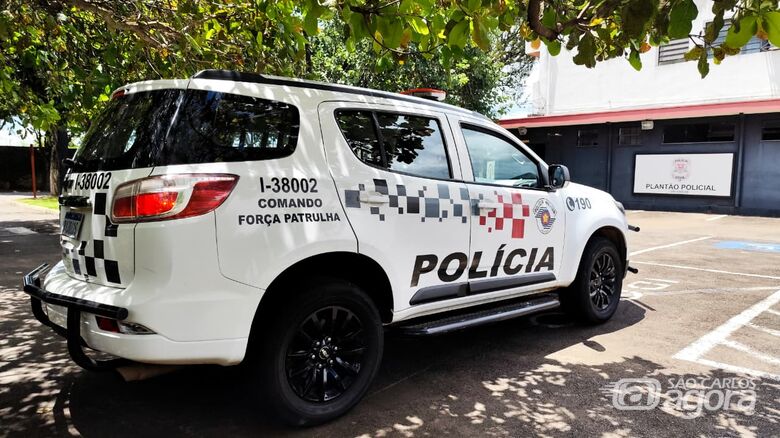 Menor é apreendido pela Força Patrulha em cumprimento de mandado judicial em São Carlos - Crédito: SCA