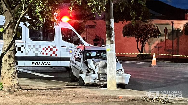Motorista morre após bater carro em poste na região - Crédito: Foto: Alex Gasoni/Portal Fala Matão