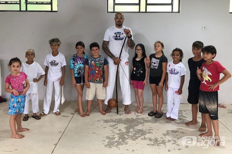 Capoeira Abadá retoma aulas gratuitas e amplia atividades em Brotas, Itirapina e São Carlos -
