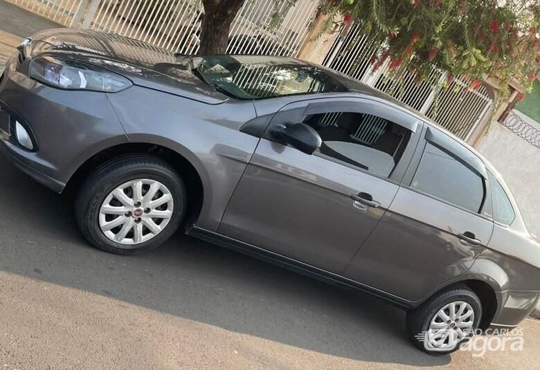 Siena é furtado no Centro; proprietária pede ajuda -