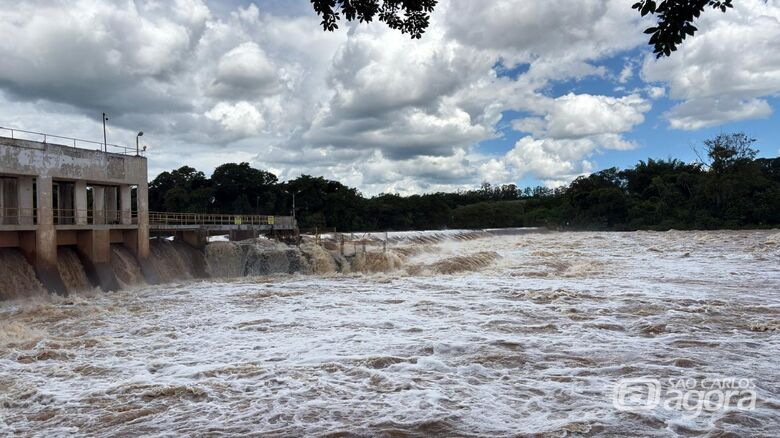 Rio Mogi em Pirassununga - Crédito: SCA
