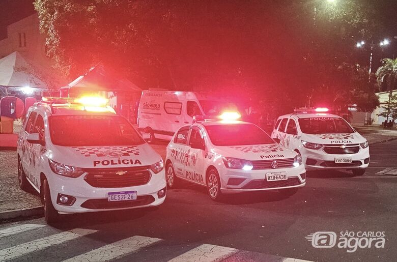 Polícia Militar evita tragédia e socorre mulher em crise na estação de Brotas -