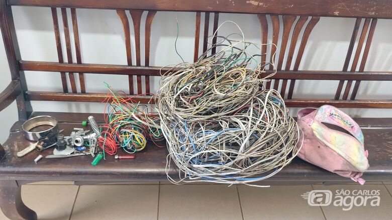 Casal é detido em flagrante por furto de fiação elétrica no Centro de São Carlos - Crédito: SCA