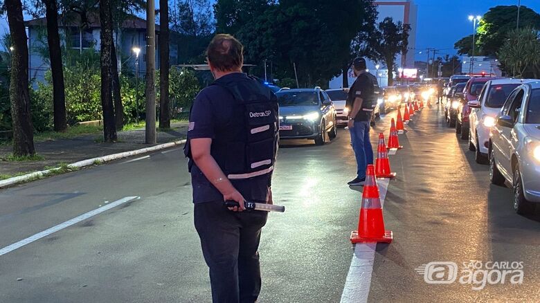 Polícia Militar e Detran-SP realizam Operação Direção Segura Integrada na Avenida São Carlos - Crédito: SCA