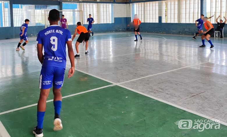 Jovens da Fundação CASA de São Carlos participam de campeonato com base do Atlético Monte Azul -