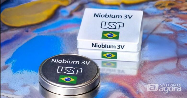 Protótipo da bateria de nióbio, que teve a patente depositada, apresentou operação consistente nos testes - Crédito: Divulgação 