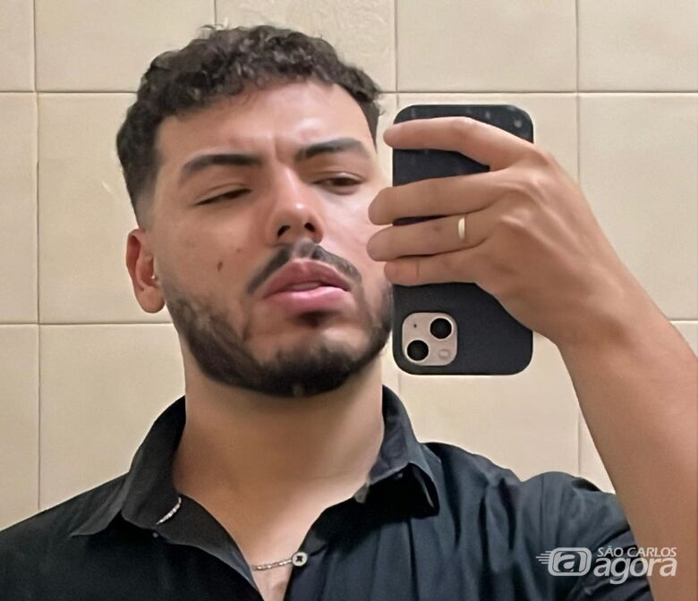 Funerária Terezinha de Jesus informa o falecimento do jovem Vinícius Emídio, aos 22 anos -