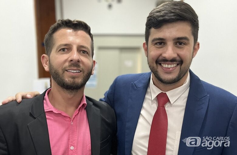 Vereadores Bruno Zancheta e Elton Carvalho manifestam apoio a projeto que endurece punições para maus - tratos animais - 