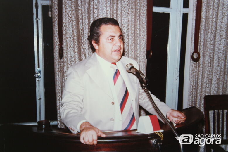 O jornalista Paulo Duarte: grande orador, ele foi o único político do interior do país a discursar no memorável comício da Praça da Sé, a maior concentração popular da história brasileira - Crédito: Divulgação