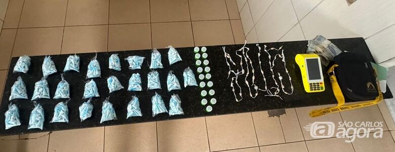 Homem é preso por tráfico de drogas no Jardim Gonzaga - Crédito: SCA