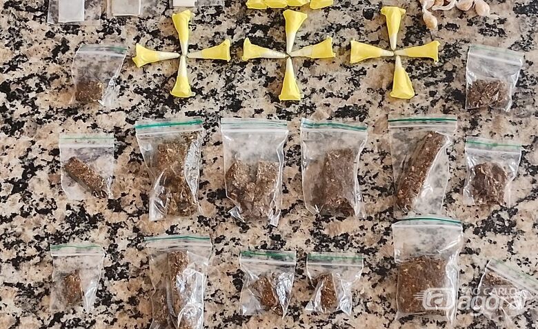 Guarda Municipal apreende drogas durante patrulhamento no Jardim Cruzado - 
