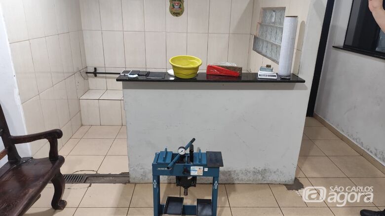 Força Tática apreende drogas, munições e veículo com suspeita de clonagem  - Crédito: SCA