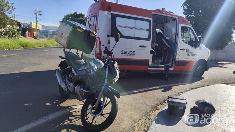 Colisão entre moto e carro deixa mulher ferida no Santa Felícia - Crédito: SCA