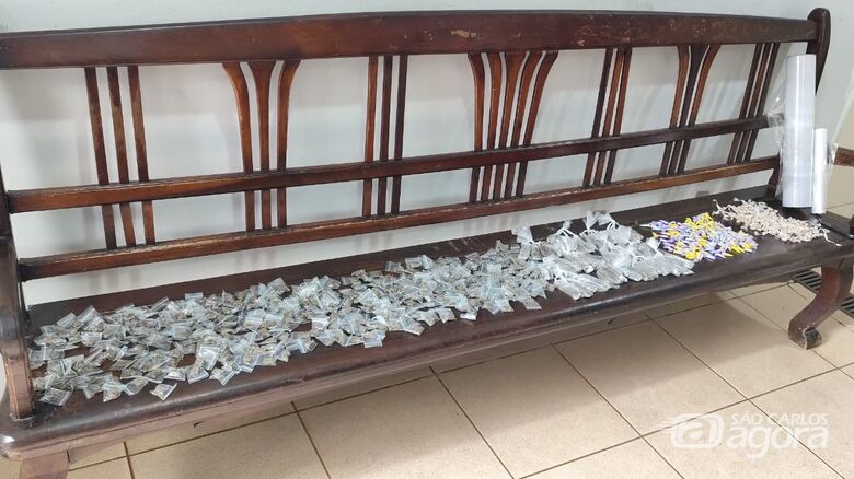 Jovem de 18 anos é detido por tráfico de drogas no Santa Angelina - Crédito: SCA