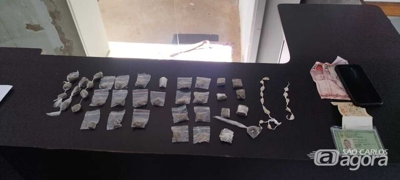 Suspeito de tráfico de drogas é preso pela PM em Itirapina -