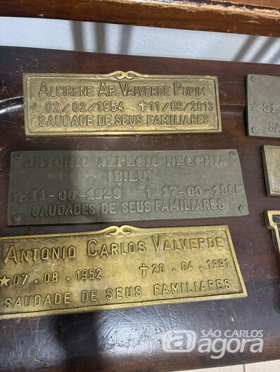 Suspeito é preso pela GCM com 31 peças de bronze furtadas de túmulos no Nossa Senhora do Carmo - Crédito: divulgação