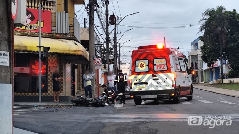 Motociclista fica ferido após colisão com carro no Jardim Bandeirantes - Crédito: SCA