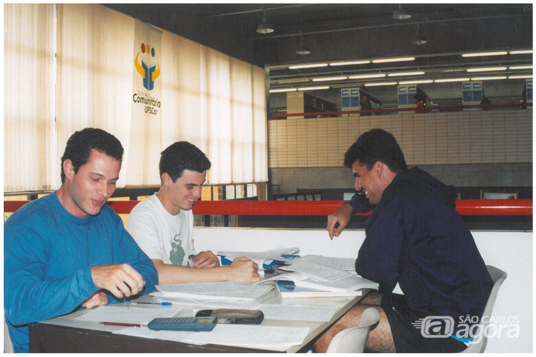 A universidade: ao longos destas mais de cinco décadas e meia, centenas de milhares de alunos passaram pelo campus de São Carlos  - Crédito: divulgação