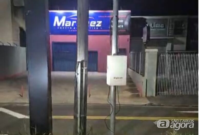 Homem é preso após furtar fiação de semáforo em São Carlos -