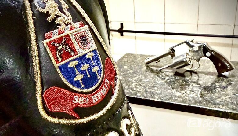 Força Tática prende homem por posse irregular de arma no Jardim Belvedere -