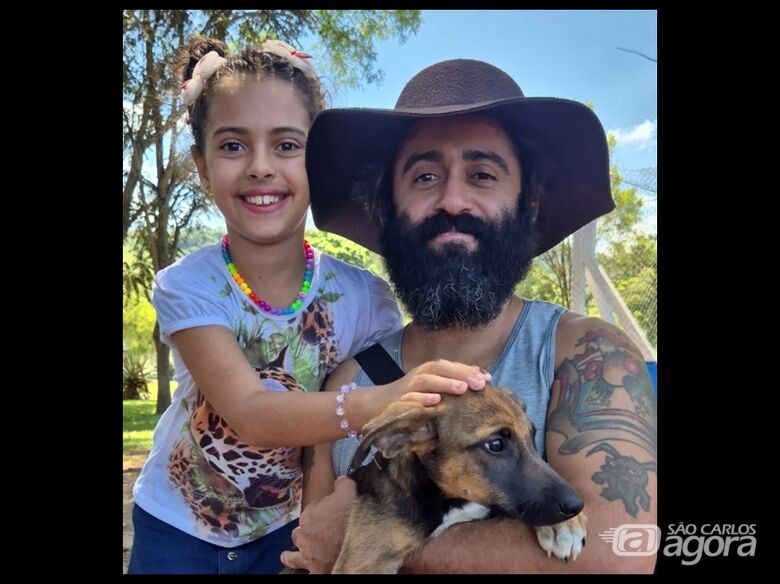 Feira de adoção garante novos lares para 27 animais em São Carlos - 