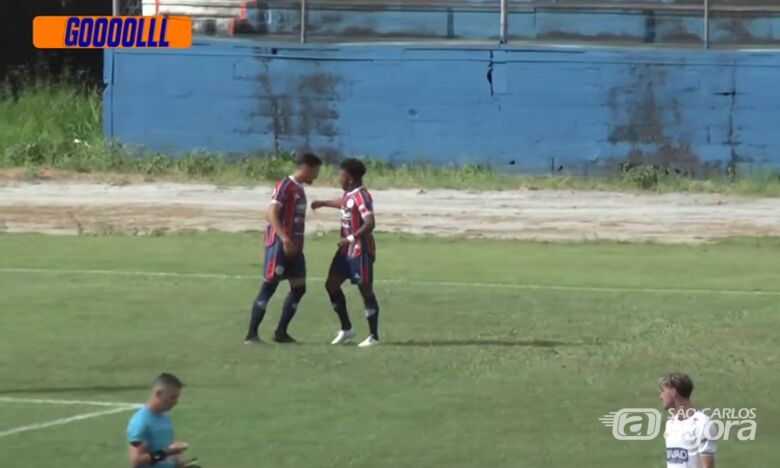 Com gol de Vichtor Pará, São-Carlense bate Jacareà no Paulistão A4 -
