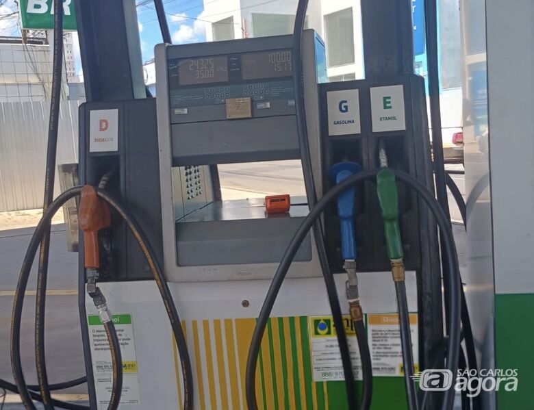 O valor do diesel nos postos: para vereador Lineu, PROCON tem que verificar se o estabelecimento vem praticando preços abusivos, pois não houve aumento concreto para os combustíveis - Crédito: SCA