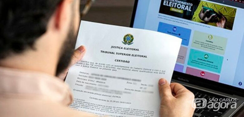 Certidão de quitação eleitoral: veja como emitir na internet; prazo para regularizar título vai até 6 de maio - 