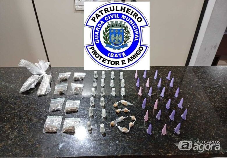 Adolescentes são detidos pela GCM com drogas no CDHU de Ibaté  - Crédito: Foto: Divulgação/GCM