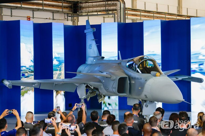 Lula batiza primeiro caça Gripen produzido no Brasil - Crédito: Jeferson de Paula