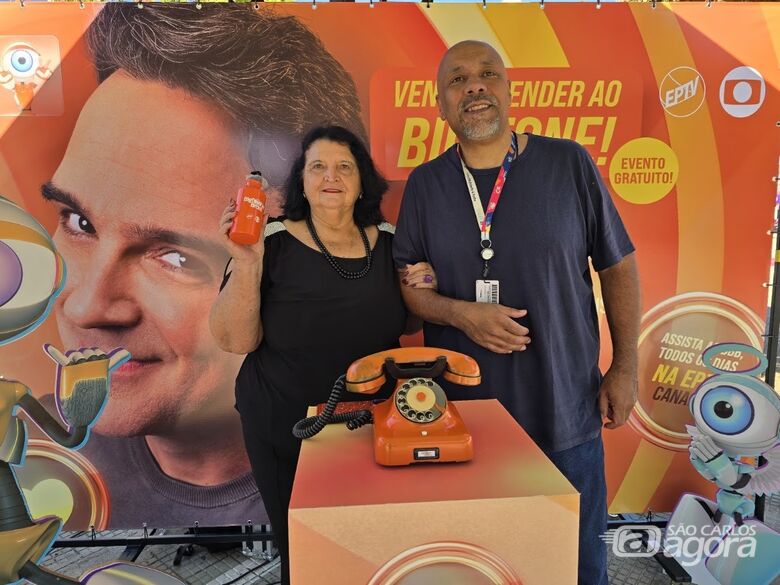 Big Fone movimenta Praça do Mercado e reúne centenas de fãs em ação da ACISC em São Carlos - Crédito: divulgação