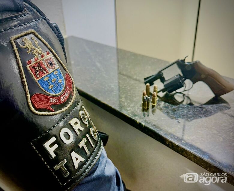 Força Tática apreende arma de fogo e prende suspeito em Ibaté - 