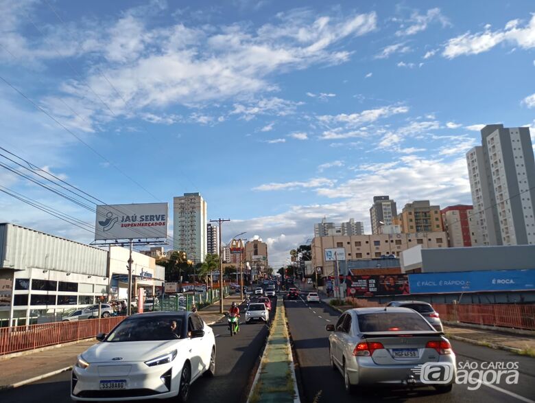 Avenida São Carlos na região do terminal rodoviário - Crédito: SCA