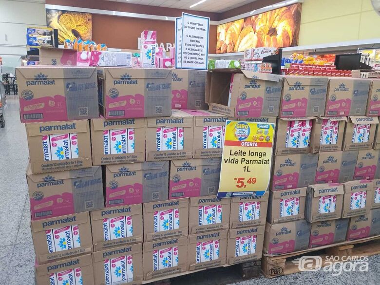 As gôndolas revelam que o produto com o preço mais barato é o mais procurado pelos consumidores - Crédito: SCA