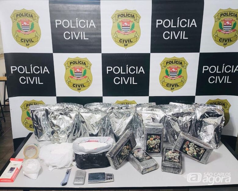 Dise apreende mais de 23 quilos de cocaína e prende mulher por tráfico em São Carlos - Crédito: SCA