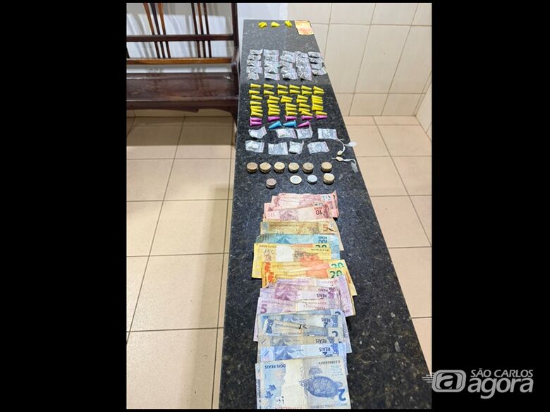 Homem é detido por tráfico de drogas após abordagem policial  - 