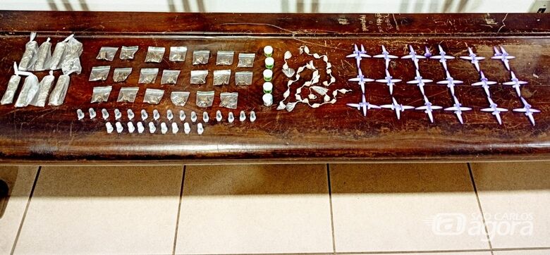 Guarda Municipal apreende drogas escondidas em lixeira no Jardim Icaraí, em Ibaté - 