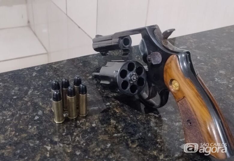 Homem é detido com revólver calibre 38 em abordagem  - Crédito: SCA
