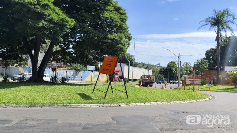 Trecho em frente ao SAMU é interditado para obras - Crédito: SCA