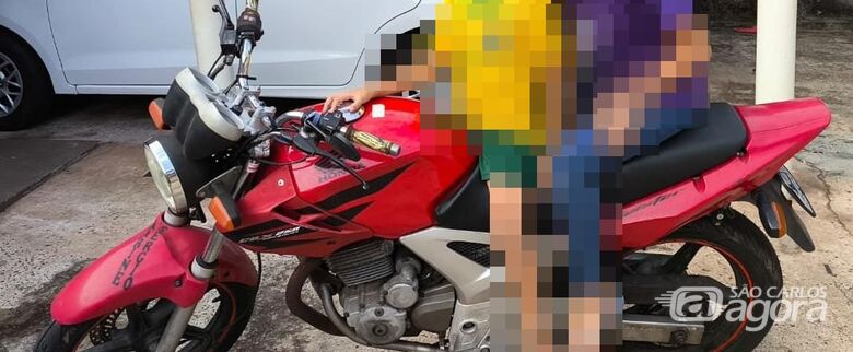 Moto é furtada em frente a residência no Jardim Beatriz; proprietário pede ajuda - 