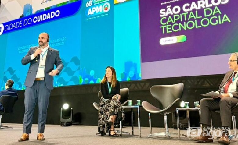 Netto Donato apresenta estratégias de inovação em Congresso Estadual de Municípios - 