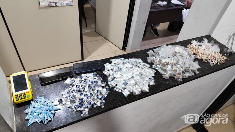 Operação Impacto: Força Tática e ROCAM prendem jovem por tráfico no CDHU - Crédito: SCA