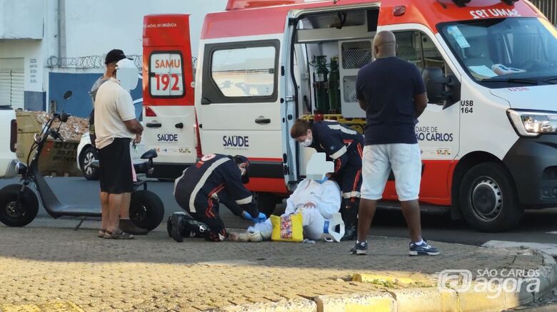 Colisão entre moto elétrica e carro deixa casal ferido no São João Batista - Crédito: SCA